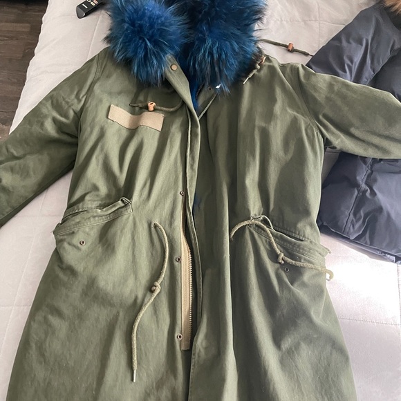 Army Green with Blue Fur - Picture 2 of 4
